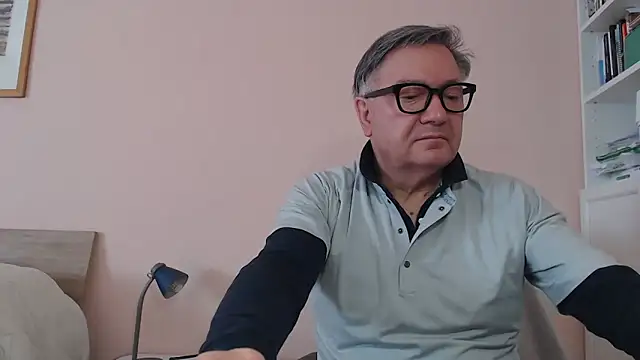 YOU6me online show from March 2026 09:15:02 AM