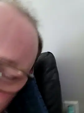 gdawg78 online show from March 2026 09:32:02 PM