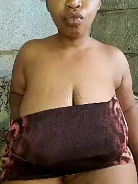 winterqueenx online show from December 2024 05:07:01 AM