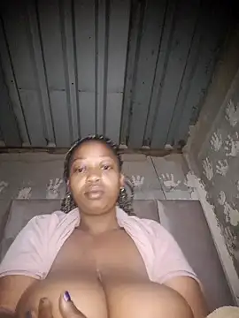 winterqueenx online show from June 2026 05:21:01 AM