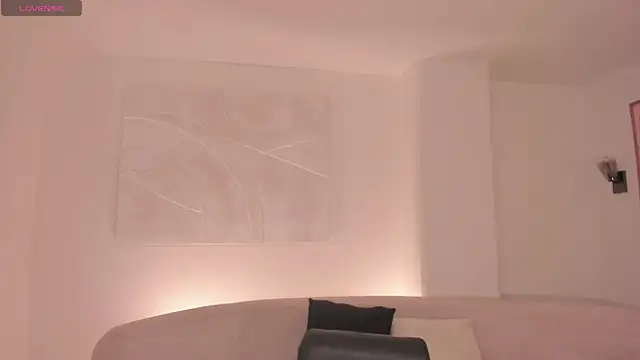 Snapshot of AnaDurant chatting on November 2025 01:04:02 PM AnaDurant online show from November 2025 01:04:02 PM