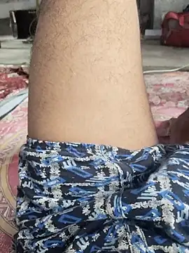 Cute boy 690 online show from October 2025 08:42:02 AM