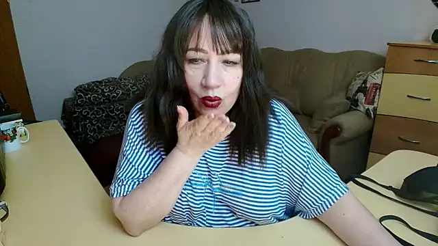 Snapshot of Lucretia_Goldi_ chatting on April 2026 08:57:02 PM Lucretia Goldi online show from April 2026 08:57:02 PM