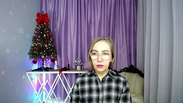 queen a n i online show from January 2026 10:42:02 AM