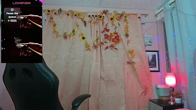 Snapshot of DarshaKhemu chatting on January 2025 08:35:02 PM DarshaKhemu online show from January 2025 08:35:02 PM