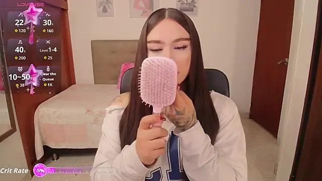 Snapshot of Miley_Baker chatting on October 2025 03:29:01 PM Miley Baker online show from October 2025 03:29:01 PM