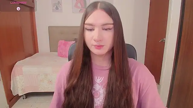 Snapshot of Miley_Baker chatting on November 2025 01:32:02 PM Miley Baker online show from November 2025 01:32:02 PM