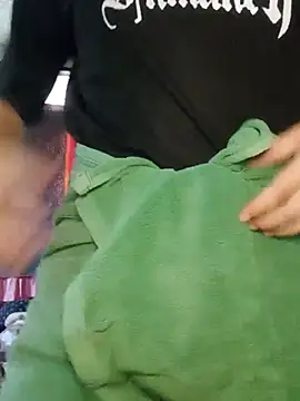 Snapshot of NannyNannybabe chatting on December 2024 01:15:02 AM NannyNannybabe online show from December 2024 01:15:02 AM