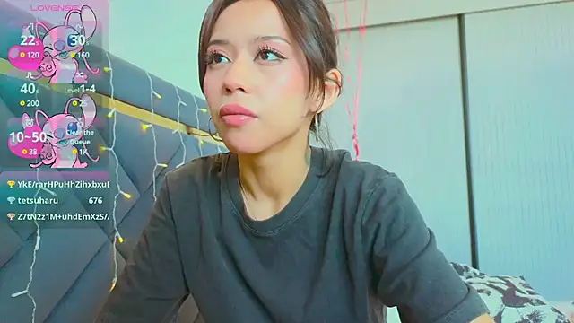 Mia Tin online show from February 2025 07:52:01 AM