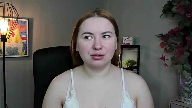 LAYLAxSTAR online show from April 2026 06:25:01 AM