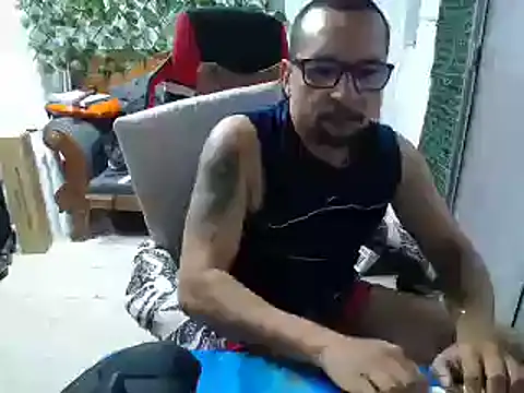 Snapshot of alexam_gal@xh chatting on January 2025 03:12:02 PM alexam galxh online show from January 2025 03:12:02 PM