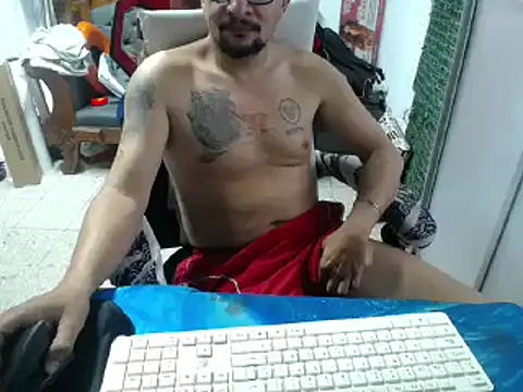 Snapshot of alexam_gal@xh chatting on January 2025 03:43:01 PM alexam galxh online show from January 2025 03:43:01 PM