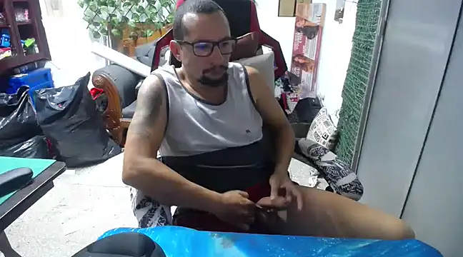 Snapshot of alexam_gal@xh chatting on February 2025 10:59:01 PM alexam galxh online show from February 2025 10:59:01 PM