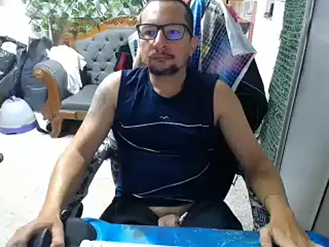 Snapshot of alexam_gal@xh chatting on March 2025 10:20:01 PM alexam galxh online show from March 2025 10:20:01 PM