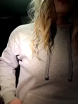 LittleblondeTS online show from March 2026 03:28:01 PM