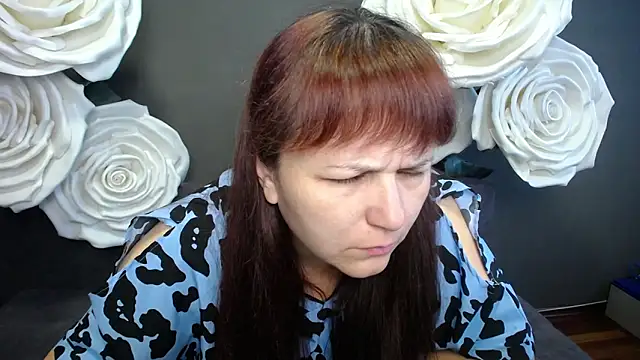 Snapshot of AliceInksSweetty chatting on September 2025 06:03:01 AM AliceInksSweetty online show from September 2025 06:03:01 AM