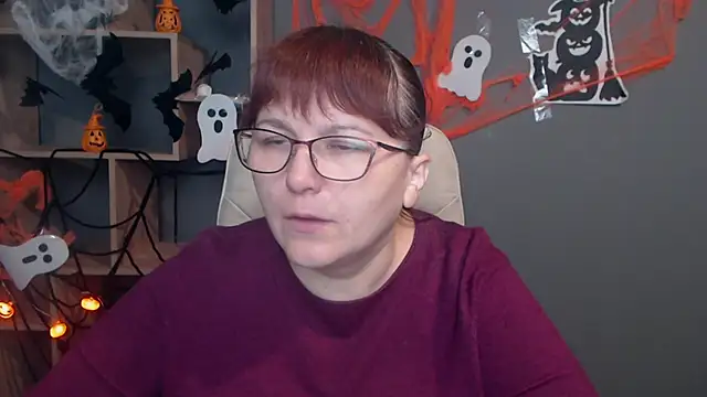 Snapshot of AliceInksSweetty chatting on October 2025 06:14:02 AM AliceInksSweetty online show from October 2025 06:14:02 AM