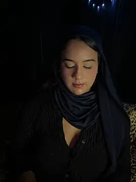 Snapshot of Maryam_yamal chatting on September 2025 09:26:02 PM Maryam yamal online show from September 2025 09:26:02 PM