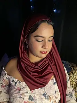 Snapshot of Maryam_yamal chatting on September 2025 09:20:02 PM Maryam yamal online show from September 2025 09:20:02 PM