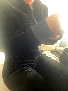 Snapshot of DulceMya6 chatting on October 2025 02:36:01 PM DulceMya6 online show from October 2025 02:36:01 PM