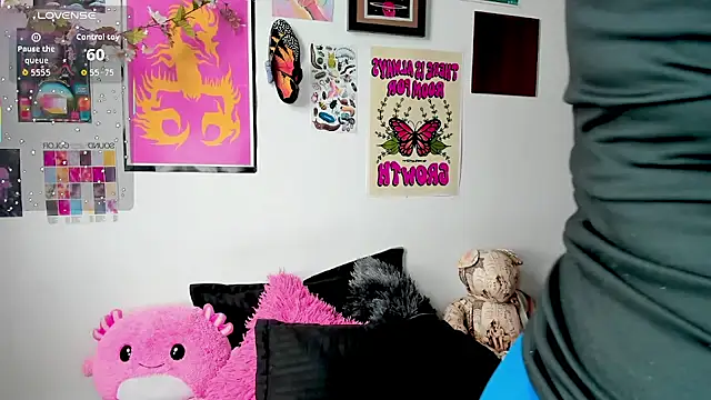 Snapshot of johnnyalx chatting on October 2025 04:49:01 PM johnnyalx online show from October 2025 04:49:01 PM