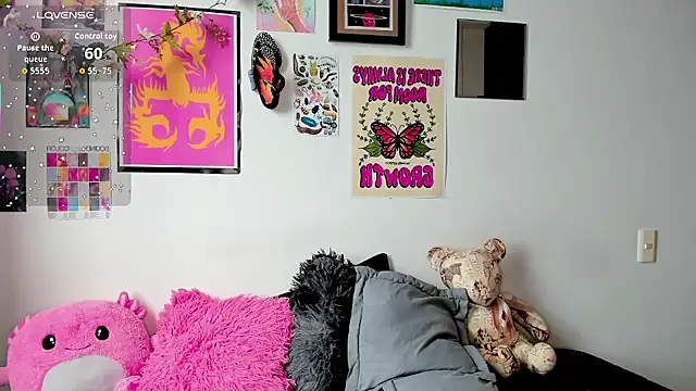 Snapshot of johnnyalx chatting on October 2025 05:12:02 PM johnnyalx online show from October 2025 05:12:02 PM