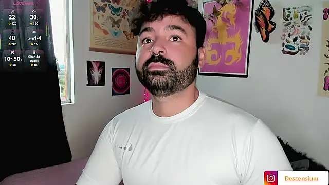 Snapshot of johnnyalx chatting on November 2025 08:03:01 PM johnnyalx online show from November 2025 08:03:01 PM