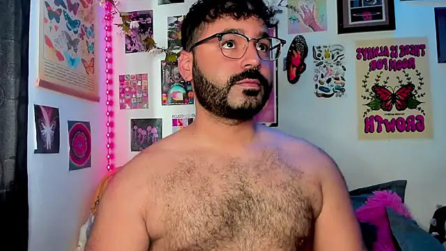 Snapshot of johnnyalx chatting on December 2025 05:39:02 PM johnnyalx online show from December 2025 05:39:02 PM