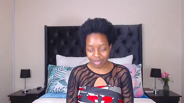 Snapshot of Sexynaughty_Gal chatting on December 2024 08:38:01 PM Sexynaughty Gal online show from December 2024 08:38:01 PM