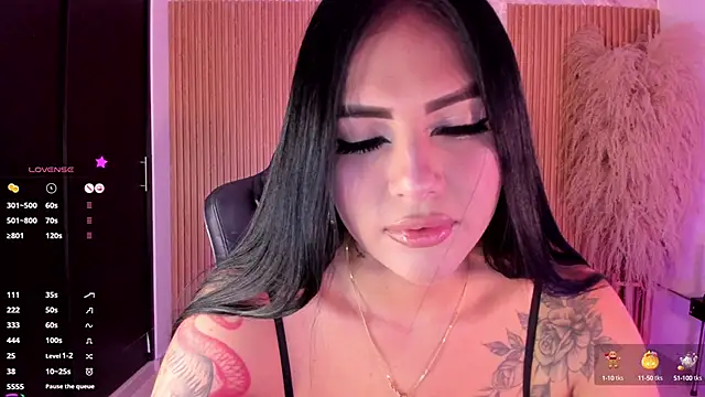Snapshot of karol_green_ chatting on October 2025 02:55:02 AM karol green online show from October 2025 02:55:02 AM