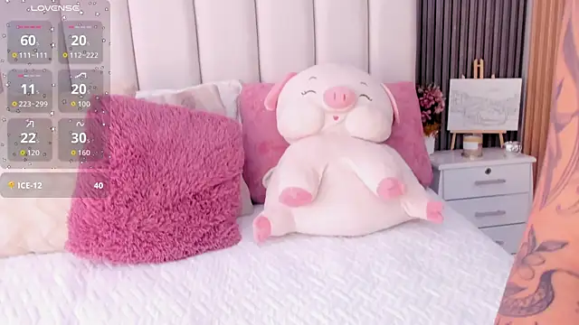 Snapshot of Skcarlet_beckett chatting on September 2025 02:50:01 PM Skcarlet beckett online show from September 2025 02:50:01 PM