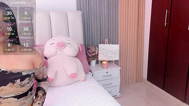 Snapshot of Skcarlet_beckett chatting on September 2025 02:08:02 PM Skcarlet beckett online show from September 2025 02:08:02 PM