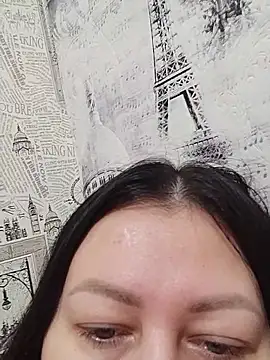 Snapshot of Rini333 chatting on January 2025 08:29:01 AM Rini333 online show from January 2025 08:29:01 AM