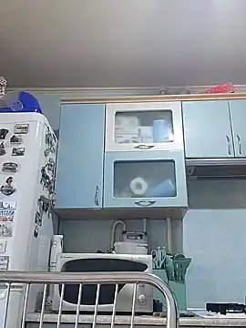 Snapshot of Rini333 chatting on February 2025 10:41:01 AM Rini333 online show from February 2025 10:41:01 AM