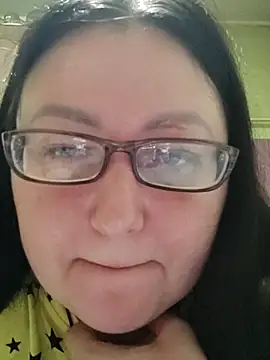 Snapshot of Rini333 chatting on September 2025 01:38:01 AM Rini333 online show from September 2025 01:38:01 AM