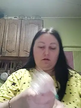 Snapshot of Rini333 chatting on October 2025 05:32:02 PM Rini333 online show from October 2025 05:32:02 PM