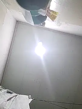 Snapshot of Rini333 chatting on December 2025 11:37:01 AM Rini333 online show from December 2025 11:37:01 AM