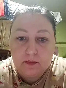 Snapshot of Rini333 chatting on December 2025 06:58:02 PM Rini333 online show from December 2025 06:58:02 PM