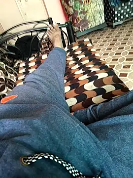 Snapshot of deshimund chatting on November 2025 01:37:01 AM deshimund online show from November 2025 01:37:01 AM