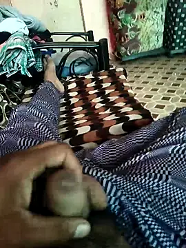 Snapshot of deshimund chatting on December 2025 01:36:01 AM deshimund online show from December 2025 01:36:01 AM