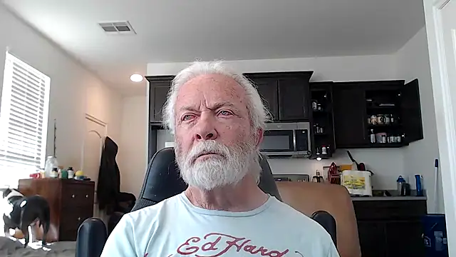 Snapshot of rockpoint69 chatting on December 2024 09:38:02 PM rockpoint69 online show from December 2024 09:38:02 PM