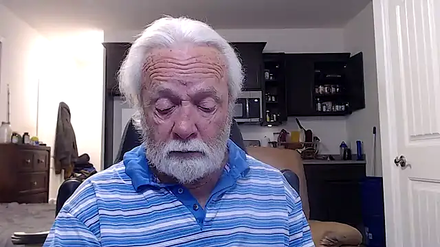 Snapshot of rockpoint69 chatting on December 2024 12:48:02 AM rockpoint69 online show from December 2024 12:48:02 AM