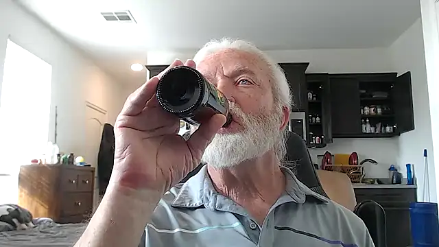 Snapshot of rockpoint69 chatting on January 2025 05:42:02 PM rockpoint69 online show from January 2025 05:42:02 PM