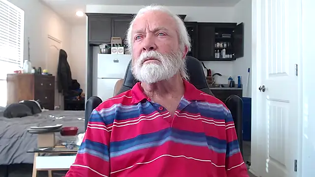 Snapshot of rockpoint69 chatting on January 2025 09:35:02 PM rockpoint69 online show from January 2025 09:35:02 PM