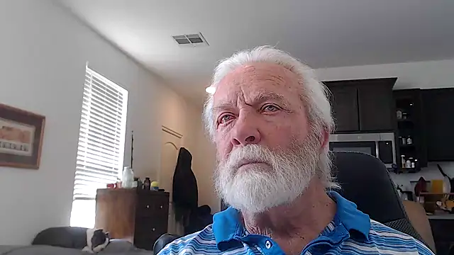 Snapshot of rockpoint69 chatting on January 2025 07:32:01 PM rockpoint69 online show from January 2025 07:32:01 PM