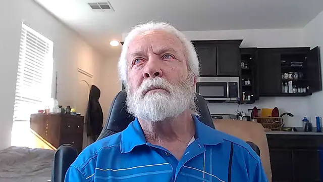 Snapshot of rockpoint69 chatting on January 2025 06:01:02 PM rockpoint69 online show from January 2025 06:01:02 PM