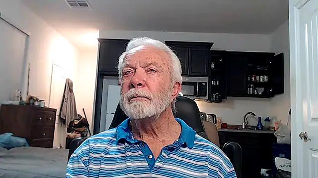 Snapshot of rockpoint69 chatting on September 2025 09:44:01 AM rockpoint69 online show from September 2025 09:44:01 AM