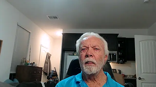 Snapshot of rockpoint69 chatting on October 2025 08:59:01 AM rockpoint69 online show from October 2025 08:59:01 AM