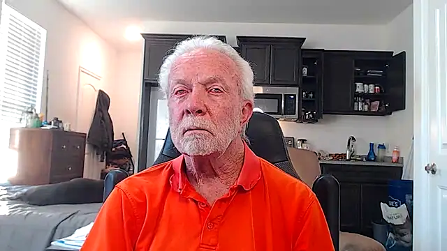 Snapshot of rockpoint69 chatting on October 2025 11:05:01 PM rockpoint69 online show from October 2025 11:05:01 PM