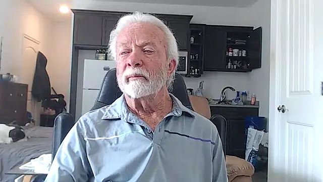 Snapshot of rockpoint69 chatting on November 2025 06:20:01 PM rockpoint69 online show from November 2025 06:20:01 PM